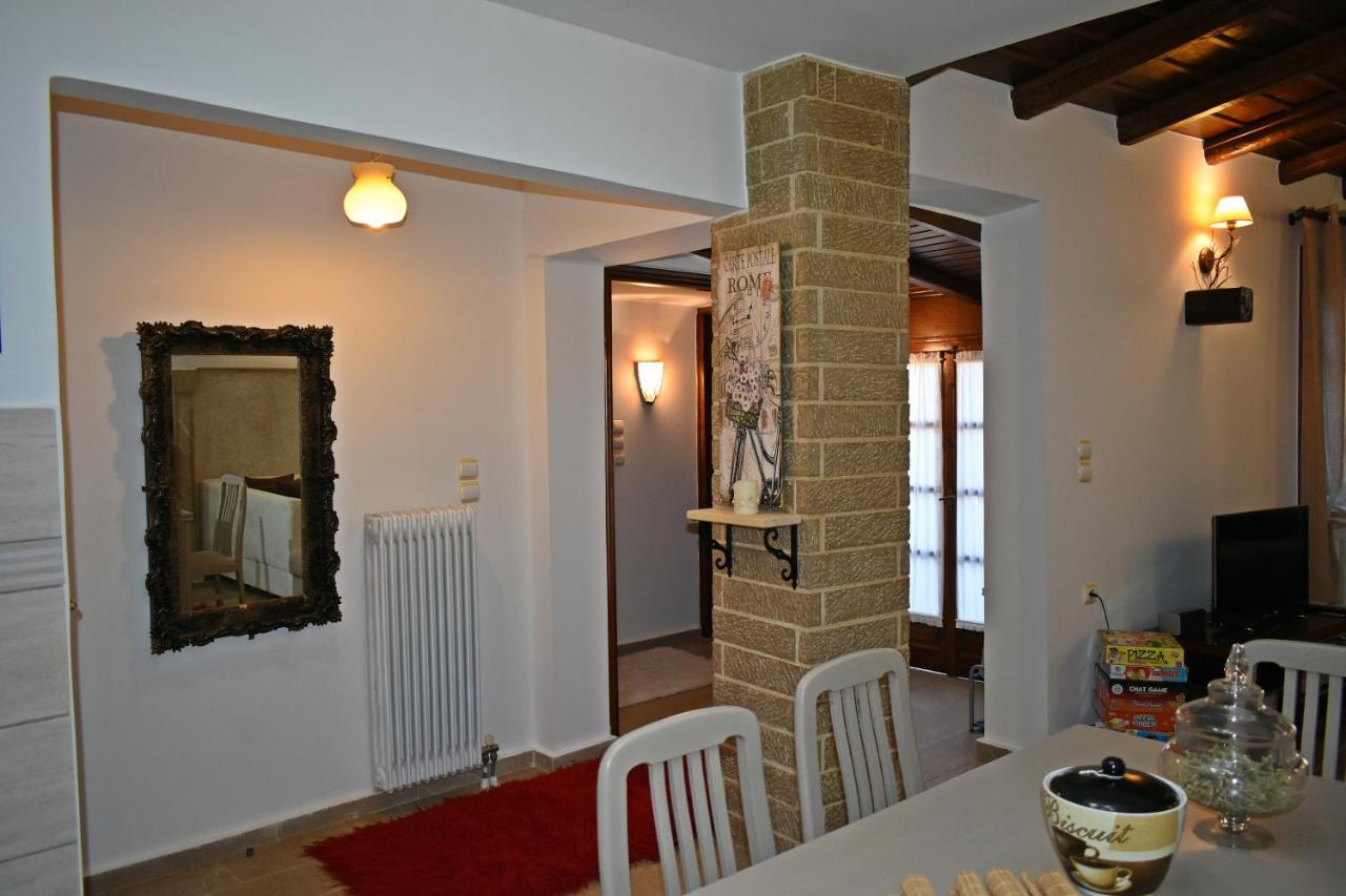 Dimos Suite Arachova Buitenkant foto